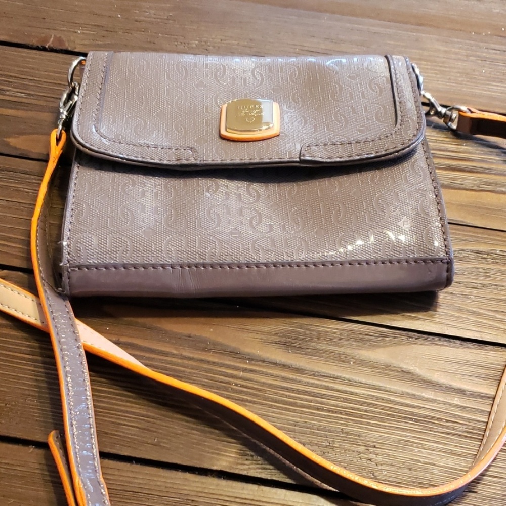 Guess crossbody bag